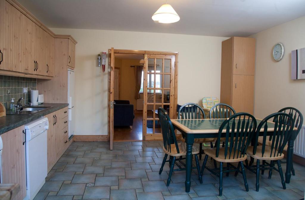 Ceol Na Mara Holiday Homes - Cois Tra & Cor Na Dtonn Enniscrone Chambre photo